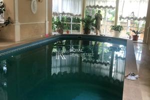 будинок за адресою Лугова вул., 12