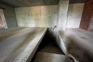 коммерческая по адресу Тихого, 2