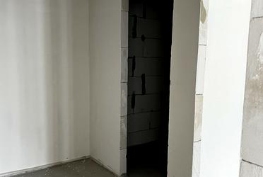 1833387327995568