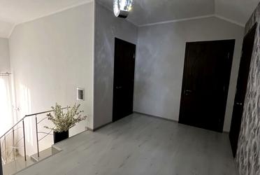 1829174667667601