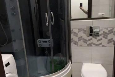 1834626417792728