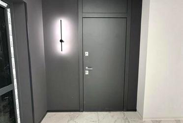 1839071799815799