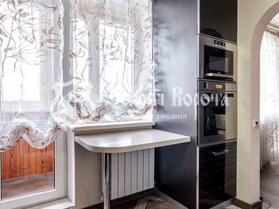 квартира за адресою Рональда Рейгана вул., 10