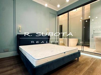 квартира за адресою Соборна пл. (Жовтнева), 6