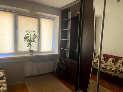 квартира за адресою Наукова вул., 10