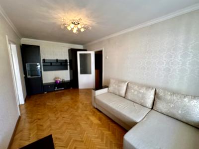 квартира за адресою Костянтинівська вул., 63/12