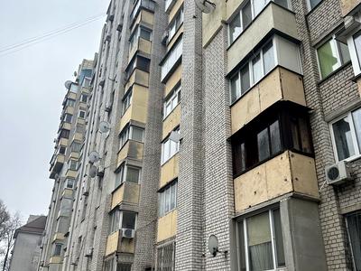 квартира за адресою Тополева вул., 4-8