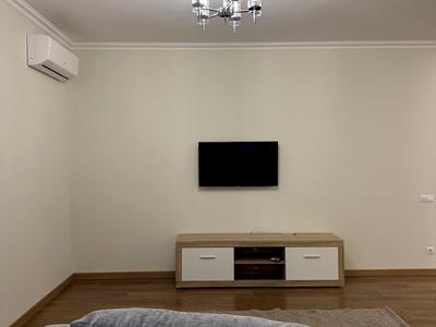 квартира по адресу Патриарха Мстислава Скрипника ул., 40