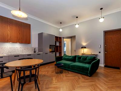 квартира за адресою Костельна вул., 5