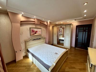 квартира за адресою Михайла Гришка вул., 9