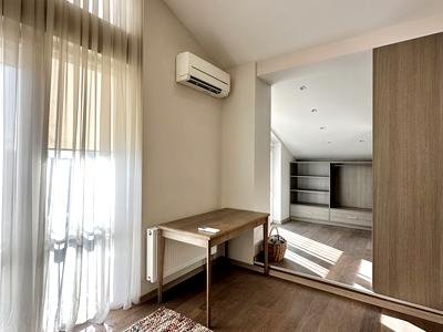 квартира за адресою Регенераторна вул., 4 к1