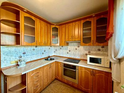 квартира по адресу Ревуцкого ул., 13