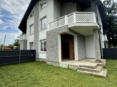 будинок за адресою Варшавська вул. (Ватутіна), 1