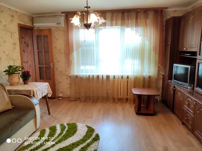 квартира за адресою Героїв полку 