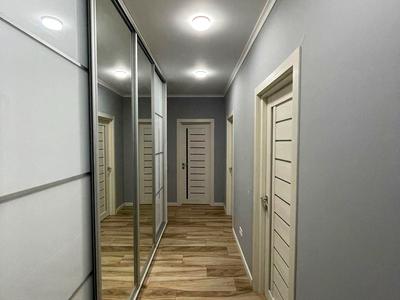 квартира за адресою Київ, Практична вул., 1