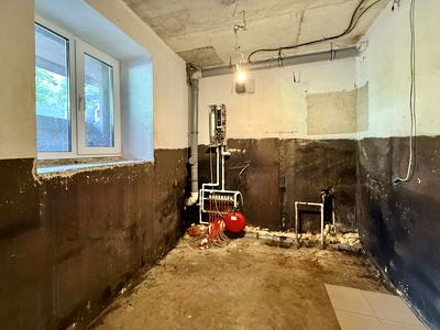 комерційна за адресою Полтавська, 64в