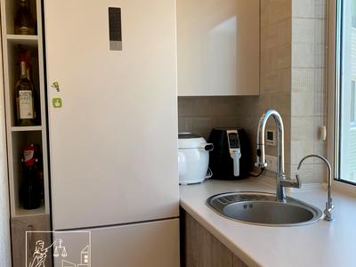квартира за адресою Софії Русової вул., 3