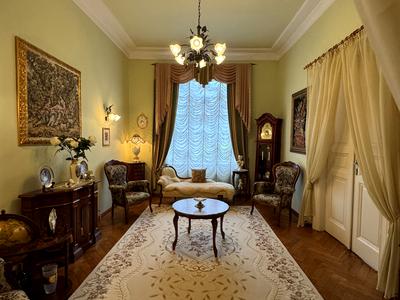 квартира за адресою Митрополита Андрея вул., 4