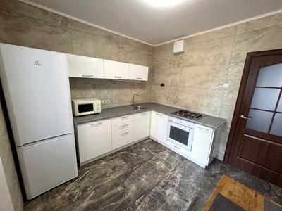 квартира за адресою Софії Русової вул., 3