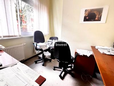 комерційна за адресою Чернишевська вул., 40