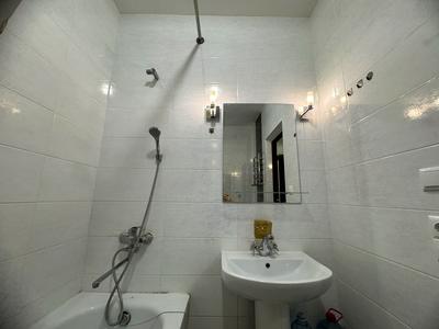 квартира за адресою Українська вул., 83б
