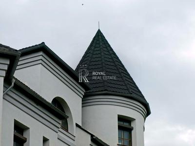 будинок за адресою с. Вишеньки, Садова вул.