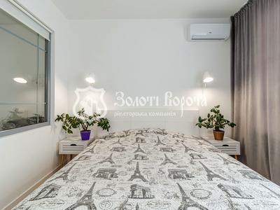 квартира за адресою Драгоманова вул., 10