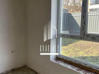 дом по адресу с. Иванковичи, Шкільний провулок, 1