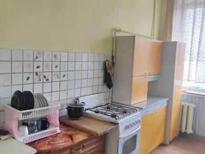квартира за адресою Новодарницька вул., 15/1