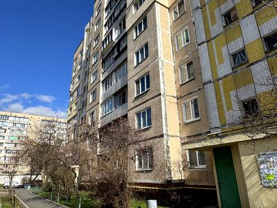 квартира за адресою Сержа Лифаря вул. (Олександра Сабурова), 5