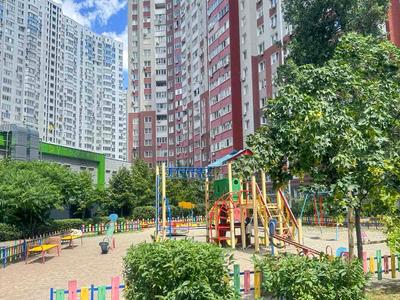 квартира за адресою Софії Русової вул., 3