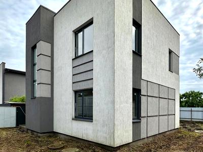 будинок за адресою Озерний пров., 13-Б