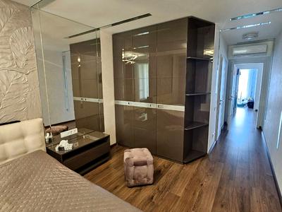 квартира за адресою Левка Лук'яненка вул. (Василя Жуковського), 16, 18, 20, 24