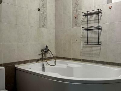 квартира за адресою Рильського вул., 5-В