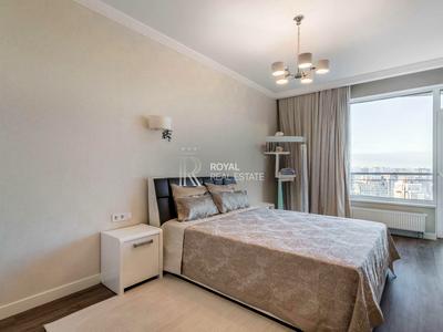 квартира за адресою Лабораторна вул., 7