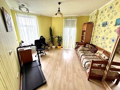 квартира за адресою Сирецька вул., 38