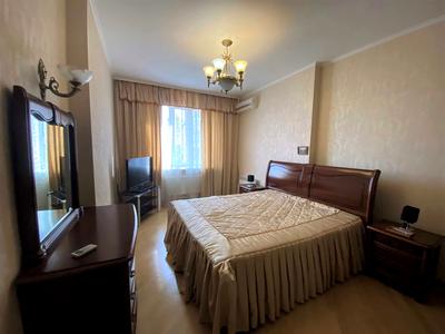 квартира за адресою Євгена Коновальця вул. (Щорса), 32-Г