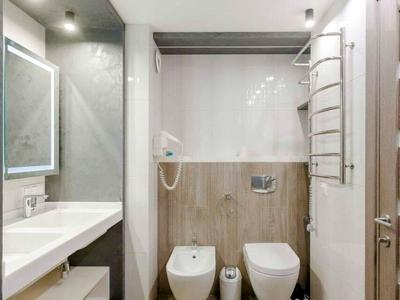 квартира за адресою Регенераторна вул., 4