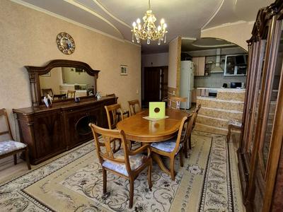 квартира за адресою Алана Шепарда вул. (Суворова), 10