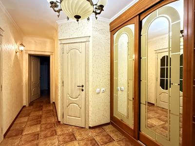 квартира за адресою Київ, Юлії Здановської вул. (Ломоносова), 52/3