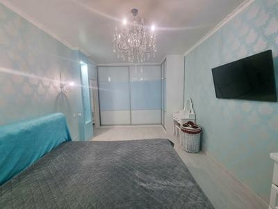 квартира за адресою Сім'ї Кульженків вул. (Петра Дегтяренка), 35