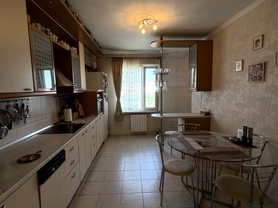 квартира по адресу Миколы Бажана просп., 36
