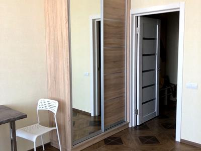 квартира за адресою Академіка Писаржевського вул., 8А