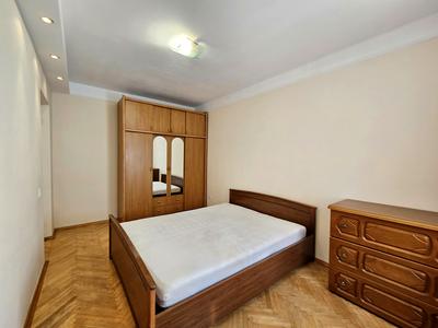 квартира за адресою Машинобудівна вул., 27