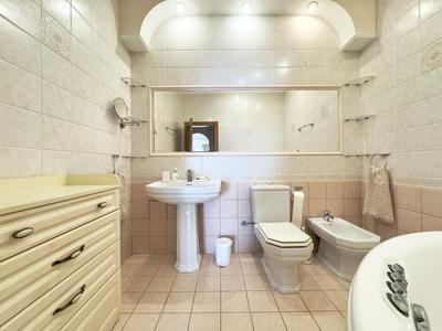 квартира по адресу Дмитриевская ул., 13-А