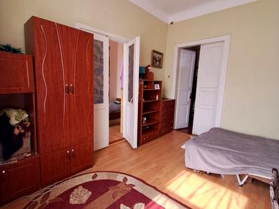 квартира за адресою Богдана Хмельницького вул., 225