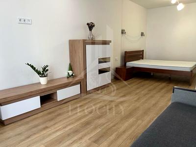 квартира за адресою Залізнична вул., 7