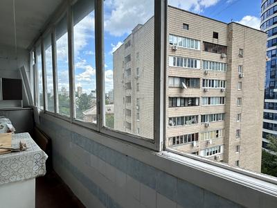 квартира за адресою Чеська вул., 4