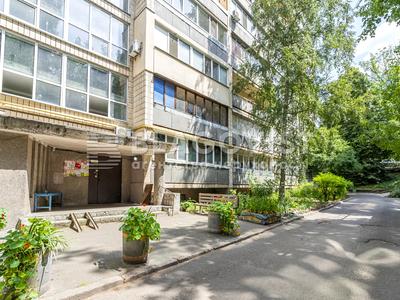 квартира за адресою кловський узвіз, 20