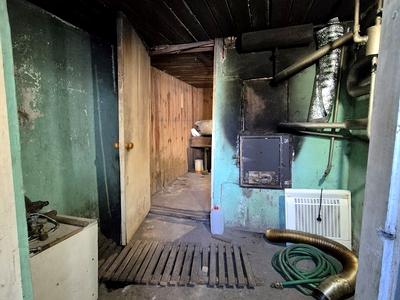 будинок за адресою Торговельна вул., 44